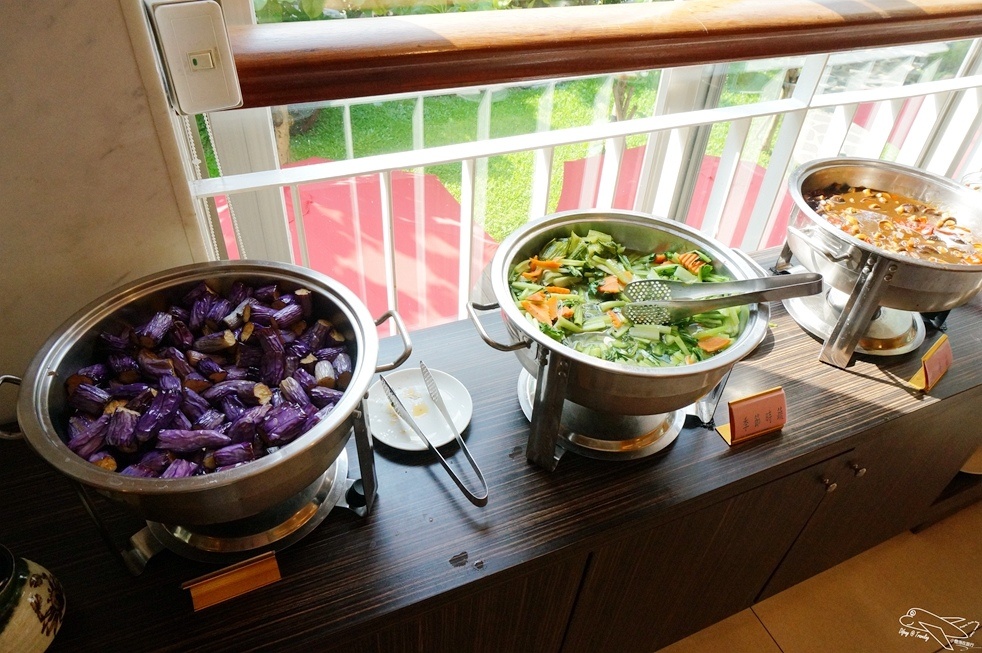 [住。東部]宜蘭礁溪｜推薦溫泉親子戲水樂園spa首選、中冠礁溪大飯店（Art spa hotel）=雪山溫泉飯店（Resort one hotel）。超刺激好玩星河傳說spa溫泉水世界。礁溪方便住宿推薦～主廚餐點超創意好吃～