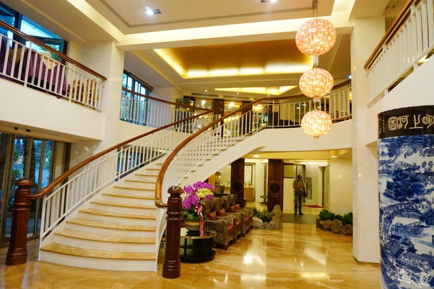 [住。東部]宜蘭礁溪｜推薦溫泉親子戲水樂園spa首選、中冠礁溪大飯店（Art spa hotel）=雪山溫泉飯店（Resort one hotel）。超刺激好玩星河傳說spa溫泉水世界。礁溪方便住宿推薦～主廚餐點超創意好吃～