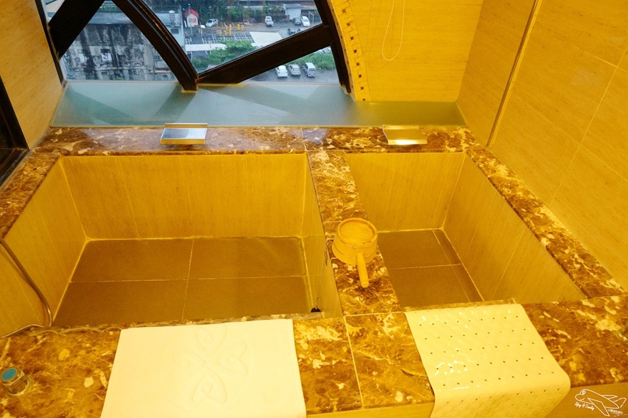 [住。東部]宜蘭礁溪｜推薦溫泉親子戲水樂園spa首選、中冠礁溪大飯店（Art spa hotel）=雪山溫泉飯店（Resort one hotel）。超刺激好玩星河傳說spa溫泉水世界。礁溪方便住宿推薦～主廚餐點超創意好吃～