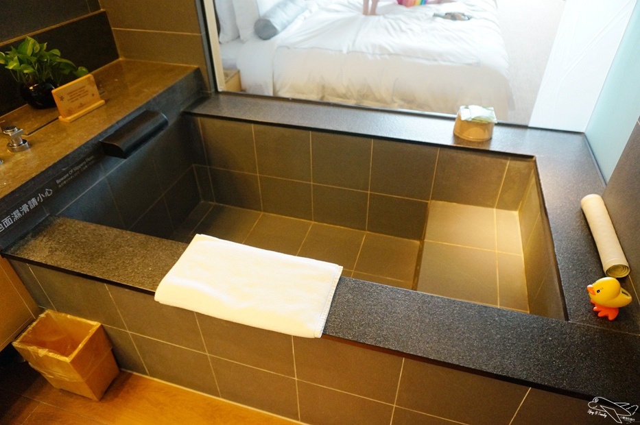 [住。東部]宜蘭礁溪|長榮鳳凰礁溪(Evergreen Resort Hotel Jiaosi)超熱門五星級親子飯店完美攻略。今夏福爾摩斯專案＋寶貝俱樂部。台灣版Club Med概念，孩子課程上不完、大人設施用不完。