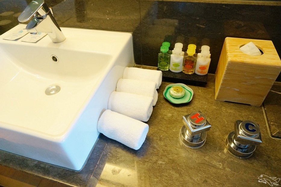 [住。東部]宜蘭礁溪|長榮鳳凰礁溪(Evergreen Resort Hotel Jiaosi)超熱門五星級親子飯店完美攻略。今夏福爾摩斯專案＋寶貝俱樂部。台灣版Club Med概念，孩子課程上不完、大人設施用不完。