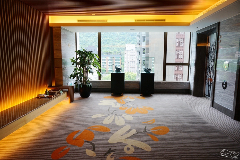 [住。東部]宜蘭礁溪|長榮鳳凰礁溪(Evergreen Resort Hotel Jiaosi)超熱門五星級親子飯店完美攻略。今夏福爾摩斯專案＋寶貝俱樂部。台灣版Club Med概念，孩子課程上不完、大人設施用不完。