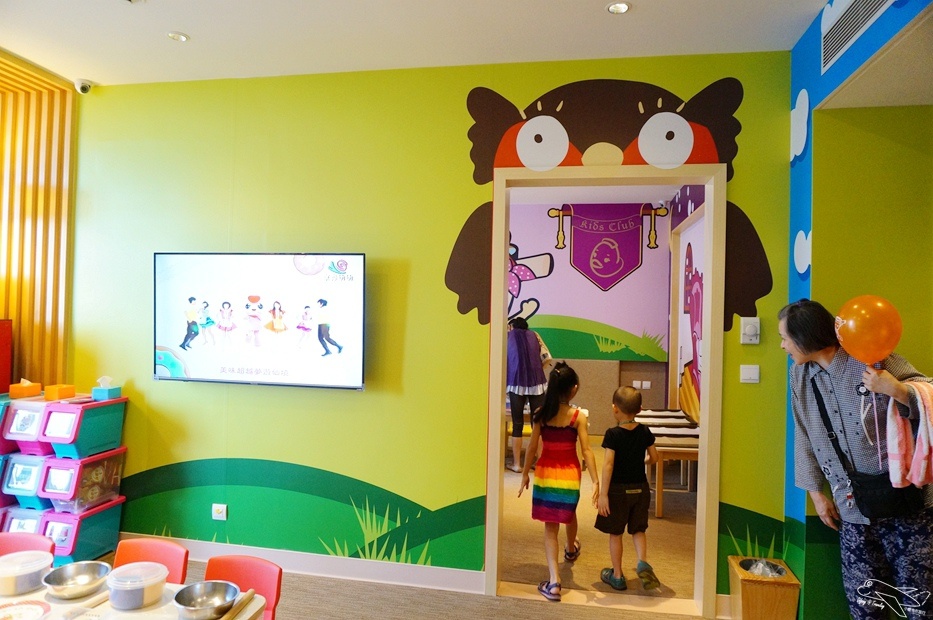 [住。東部]宜蘭礁溪|長榮鳳凰礁溪(Evergreen Resort Hotel Jiaosi)超熱門五星級親子飯店完美攻略。今夏福爾摩斯專案＋寶貝俱樂部。台灣版Club Med概念，孩子課程上不完、大人設施用不完。