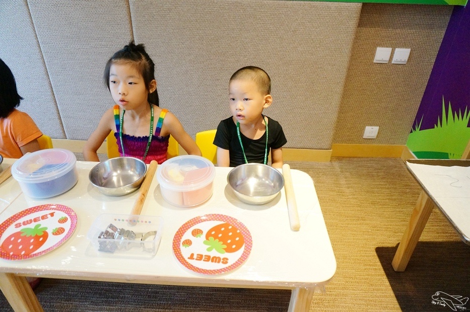 [住。東部]宜蘭礁溪|長榮鳳凰礁溪(Evergreen Resort Hotel Jiaosi)超熱門五星級親子飯店完美攻略。今夏福爾摩斯專案＋寶貝俱樂部。台灣版Club Med概念，孩子課程上不完、大人設施用不完。