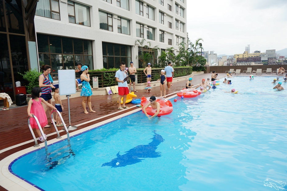 [住。東部]宜蘭礁溪|長榮鳳凰礁溪(Evergreen Resort Hotel Jiaosi)超熱門五星級親子飯店完美攻略。今夏福爾摩斯專案＋寶貝俱樂部。台灣版Club Med概念，孩子課程上不完、大人設施用不完。