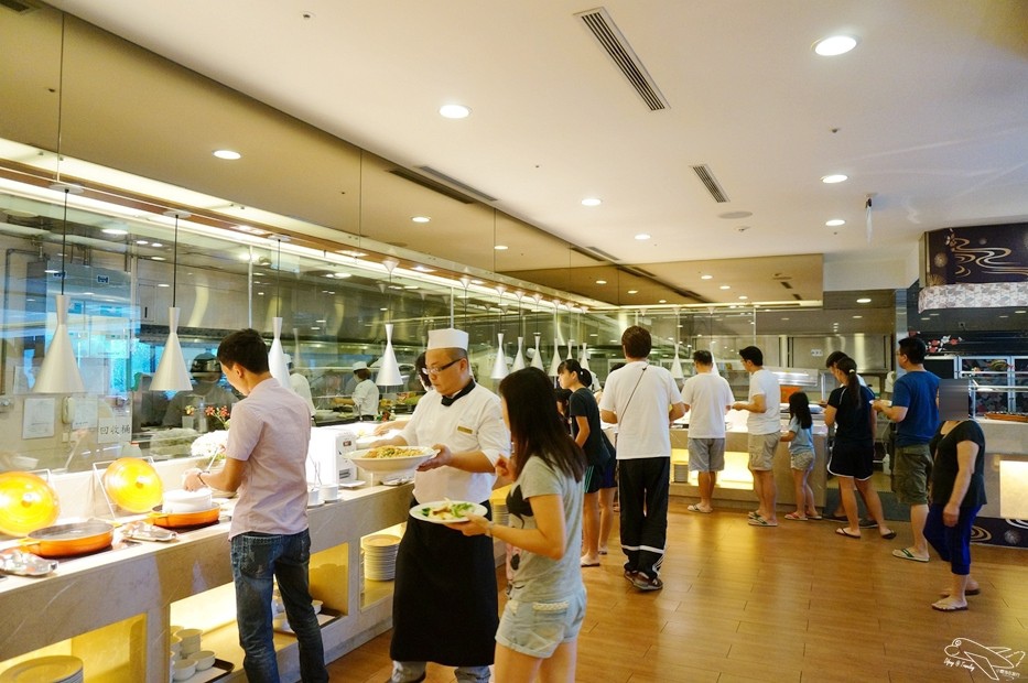 [住。東部]宜蘭礁溪|長榮鳳凰礁溪(Evergreen Resort Hotel Jiaosi)超熱門五星級親子飯店完美攻略。今夏福爾摩斯專案＋寶貝俱樂部。台灣版Club Med概念，孩子課程上不完、大人設施用不完。