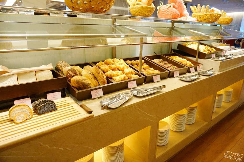 [住。東部]宜蘭礁溪|長榮鳳凰礁溪(Evergreen Resort Hotel Jiaosi)超熱門五星級親子飯店完美攻略。今夏福爾摩斯專案＋寶貝俱樂部。台灣版Club Med概念，孩子課程上不完、大人設施用不完。