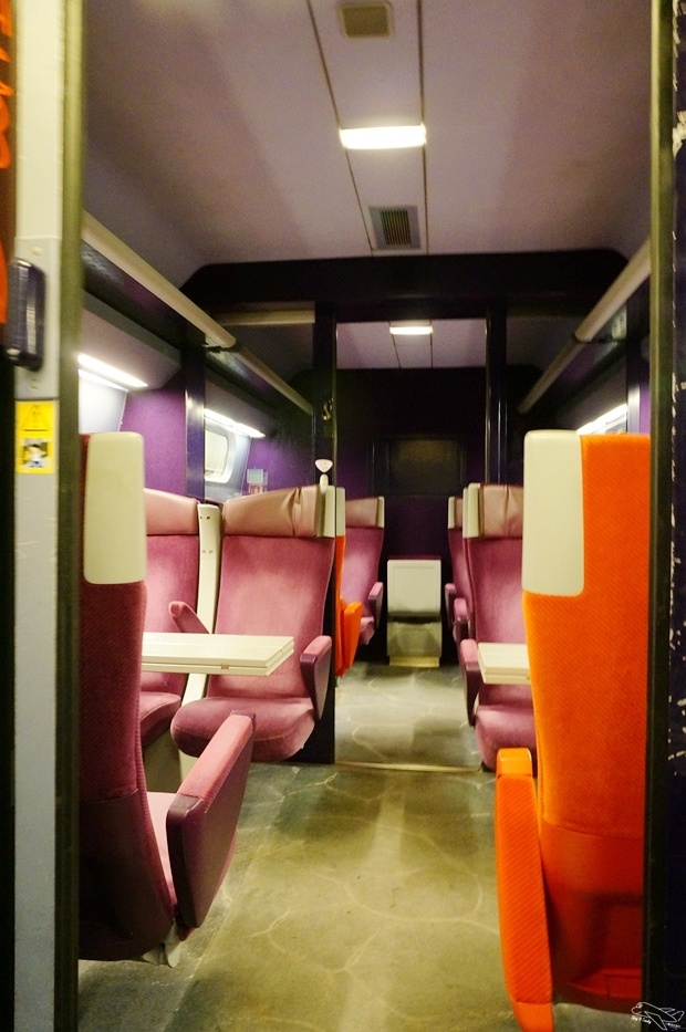 [比利時。自助]比利時迪南小鎮dinant｜薩克斯風的故鄉，比利時幽靜小鎮～