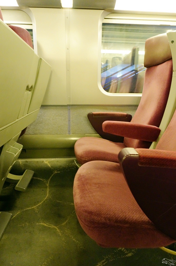 [比利時。自助]比利時迪南小鎮dinant｜薩克斯風的故鄉，比利時幽靜小鎮～