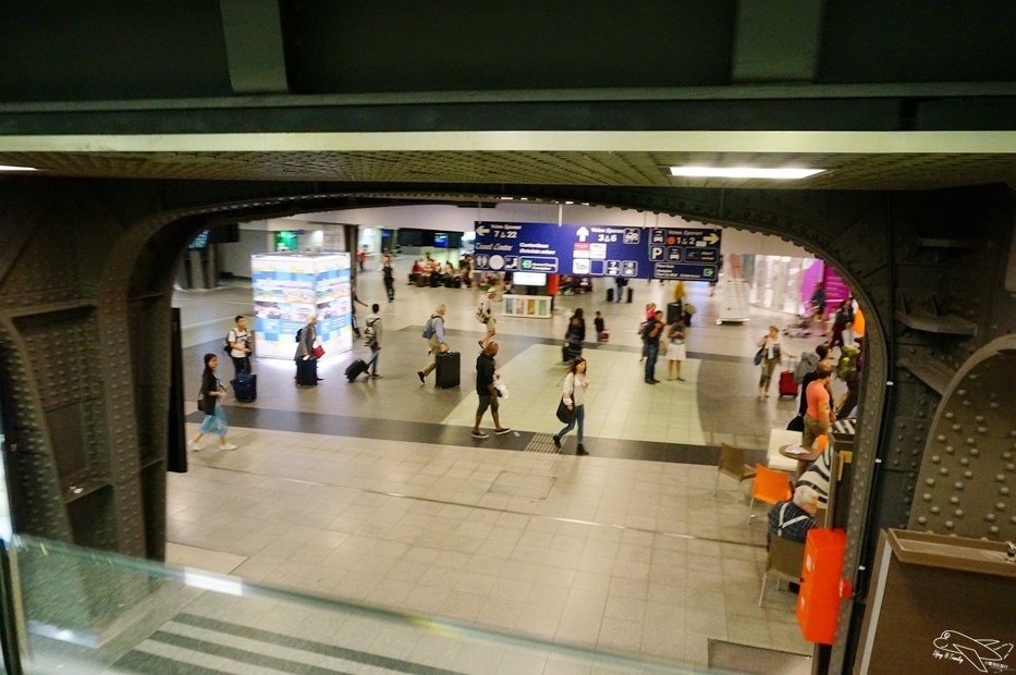 [比利時。自助]比利時迪南小鎮dinant｜薩克斯風的故鄉，比利時幽靜小鎮～