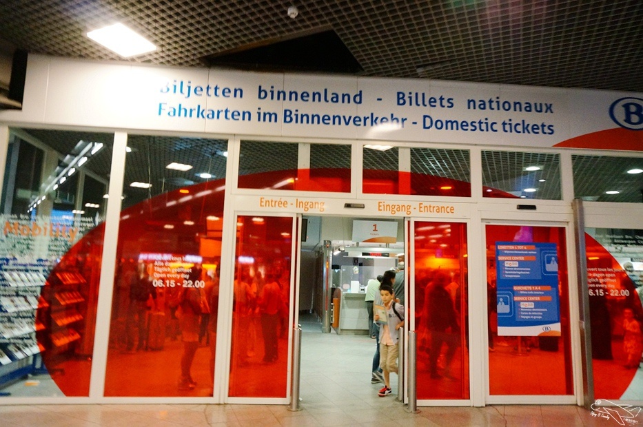 [比利時。自助]比利時迪南小鎮dinant｜薩克斯風的故鄉，比利時幽靜小鎮～