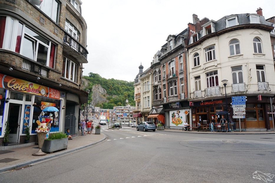 [比利時。自助]比利時迪南小鎮dinant｜薩克斯風的故鄉，比利時幽靜小鎮～