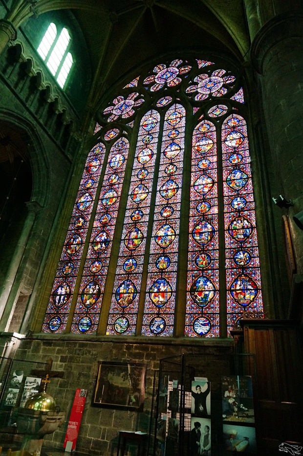 [比利時。自助]比利時迪南小鎮dinant｜薩克斯風的故鄉，比利時幽靜小鎮～