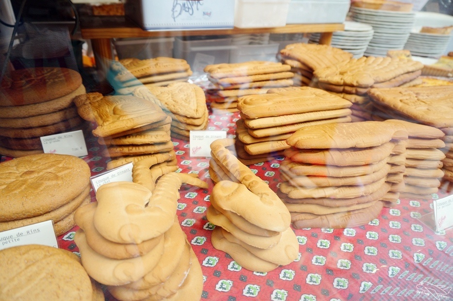 [比利時。自助]比利時迪南小鎮dinant｜薩克斯風的故鄉，比利時幽靜小鎮～