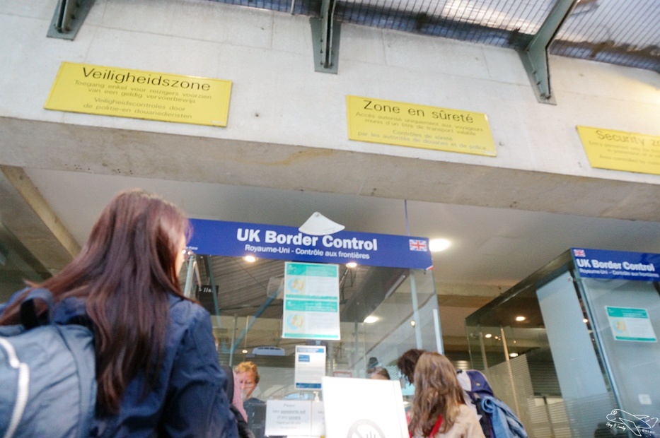 搭歐洲之星到英國倫敦st.pancras international通關記錄～北法里爾移動倫敦聖潘可拉斯車站。