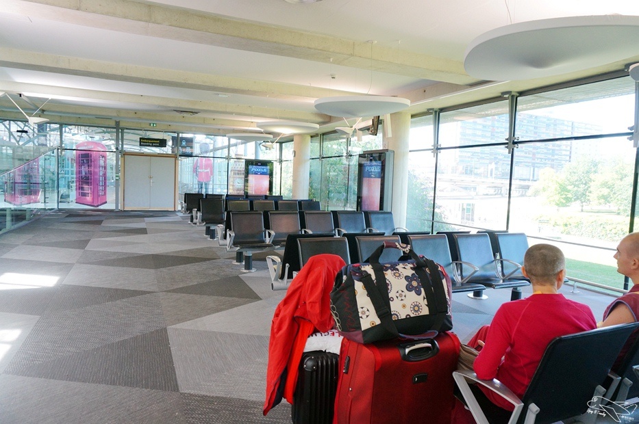 搭歐洲之星到英國倫敦st.pancras international通關記錄～北法里爾移動倫敦聖潘可拉斯車站。