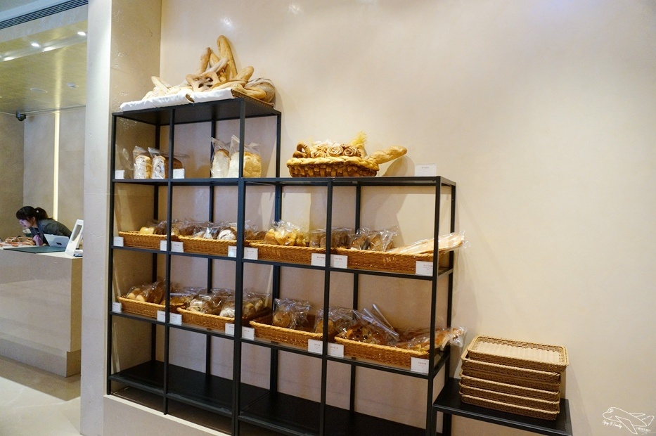 [住。北部]國泰商旅和逸忠孝館。華山文創園區住宿。超值臺北親子飯店推薦。「新穎」、「簡約」、「設計品味」風格旅店～