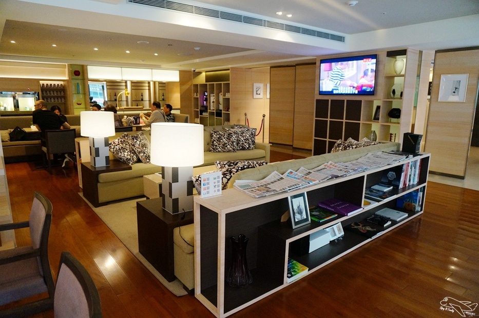 [住。北部]國泰商旅和逸忠孝館。華山文創園區住宿。超值臺北親子飯店推薦。「新穎」、「簡約」、「設計品味」風格旅店～