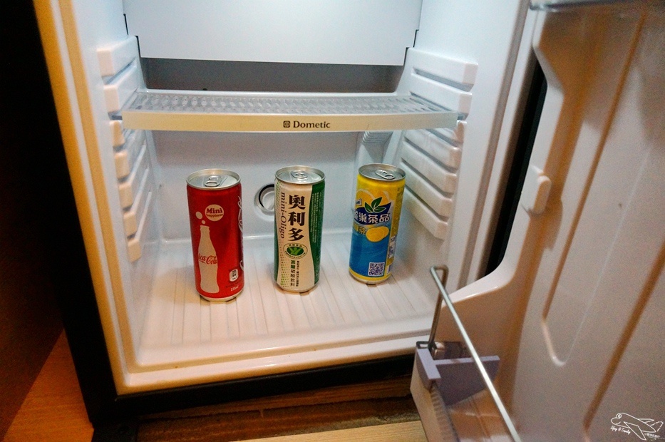 [住。北部]國泰商旅和逸忠孝館。華山文創園區住宿。超值臺北親子飯店推薦。「新穎」、「簡約」、「設計品味」風格旅店～