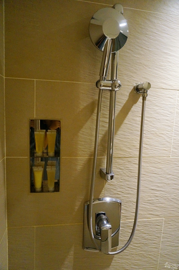 [住。北部]國泰商旅和逸忠孝館。華山文創園區住宿。超值臺北親子飯店推薦。「新穎」、「簡約」、「設計品味」風格旅店～