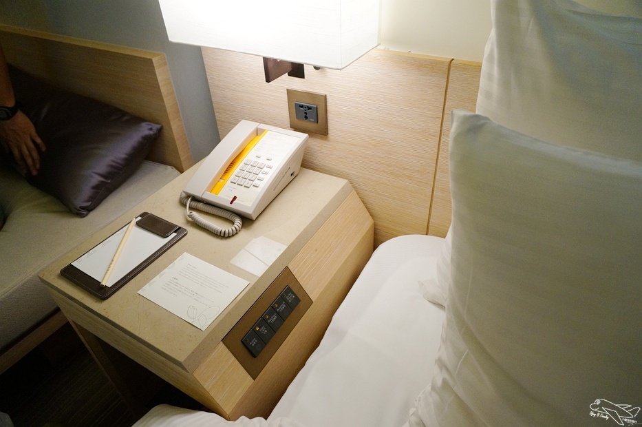 [住。北部]國泰商旅和逸忠孝館。華山文創園區住宿。超值臺北親子飯店推薦。「新穎」、「簡約」、「設計品味」風格旅店～