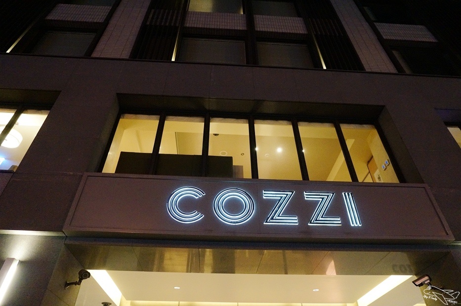 [住。北部]國泰商旅和逸忠孝館。華山文創園區住宿。超值臺北親子飯店推薦。「新穎」、「簡約」、「設計品味」風格旅店～