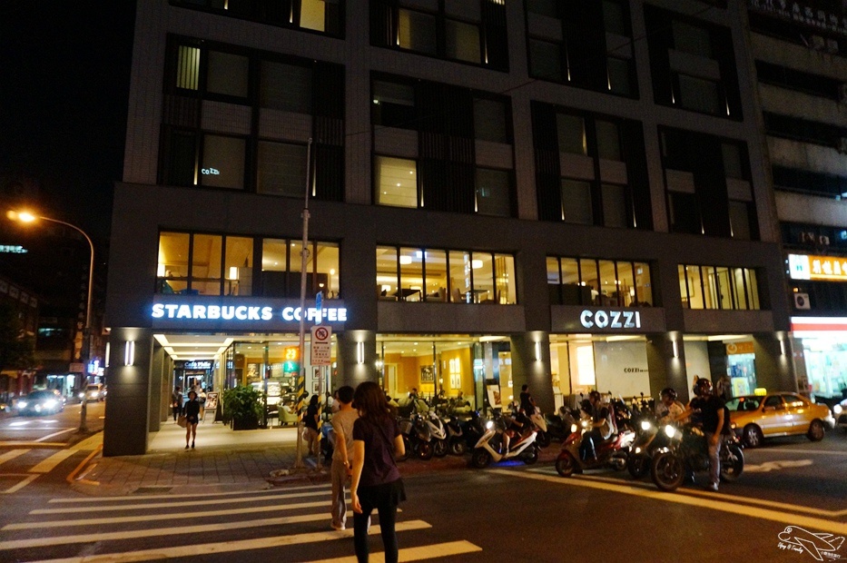 [住。北部]國泰商旅和逸忠孝館。華山文創園區住宿。超值臺北親子飯店推薦。「新穎」、「簡約」、「設計品味」風格旅店～