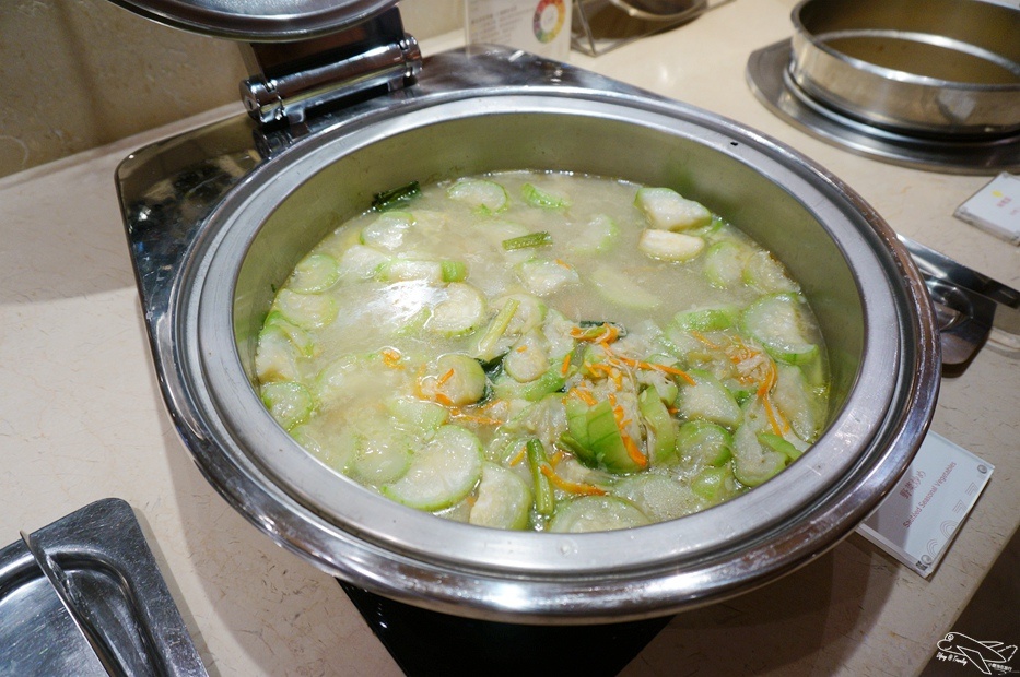 [住。北部]國泰商旅和逸忠孝館。華山文創園區住宿。超值臺北親子飯店推薦。「新穎」、「簡約」、「設計品味」風格旅店～