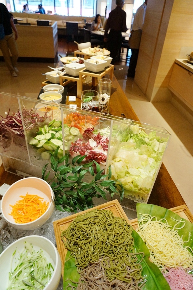 [住。北部]國泰商旅和逸忠孝館。華山文創園區住宿。超值臺北親子飯店推薦。「新穎」、「簡約」、「設計品味」風格旅店～