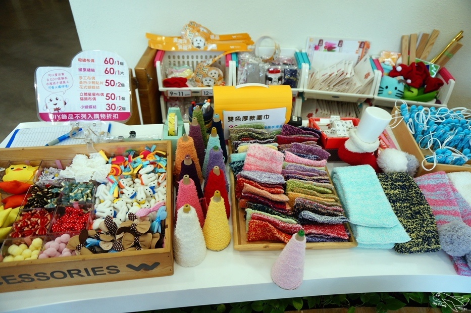 [新北。林口]觀光工廠|吳福洋襪子故事館WuFuYang。親子DIY體驗動手好去處～織圍巾、做襪子通通可以自己來