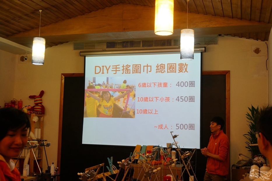 [新北。林口]觀光工廠|吳福洋襪子故事館WuFuYang。親子DIY體驗動手好去處～織圍巾、做襪子通通可以自己來