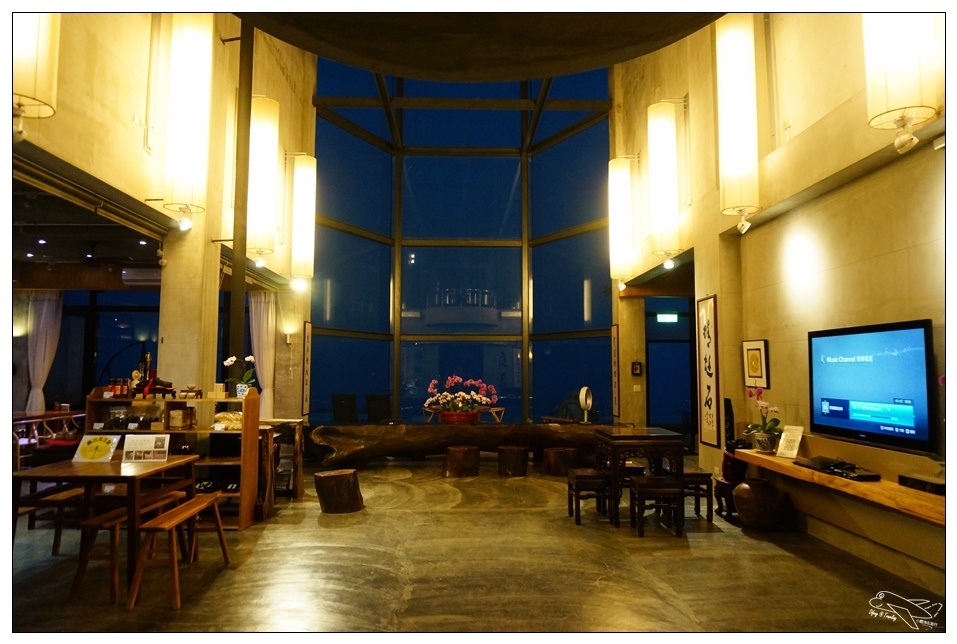 [頭城住宿推薦]蜻蜓石民宿。台灣的烏布仙境民宿。自然、昆蟲、戶外泳池、一泊三食。開放用餐無菜單料理~昆蟲教育活動~