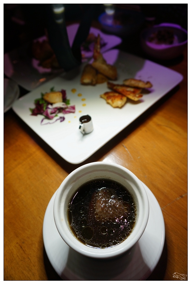 [頭城住宿推薦]蜻蜓石民宿。台灣的烏布仙境民宿。自然、昆蟲、戶外泳池、一泊三食。開放用餐無菜單料理~昆蟲教育活動~