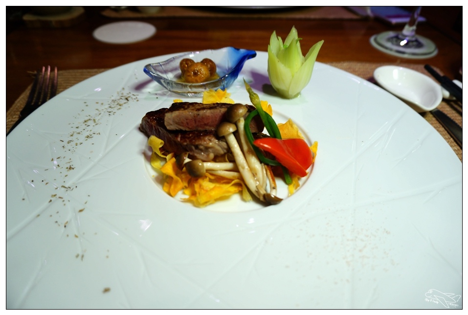 [頭城住宿推薦]蜻蜓石民宿。台灣的烏布仙境民宿。自然、昆蟲、戶外泳池、一泊三食。開放用餐無菜單料理~昆蟲教育活動~