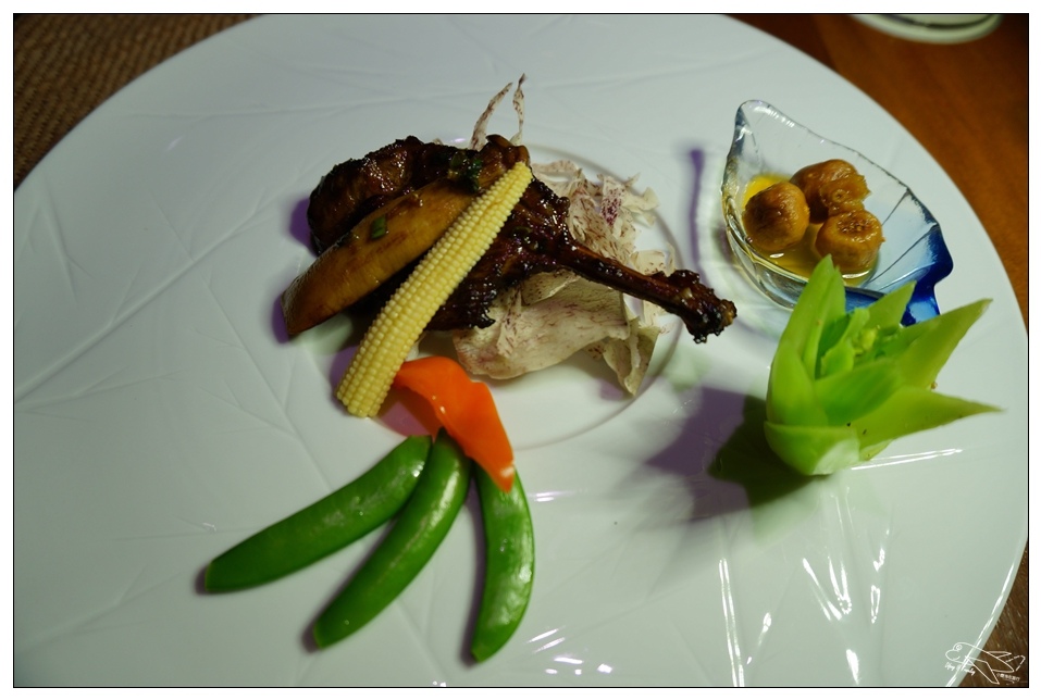 [頭城住宿推薦]蜻蜓石民宿。台灣的烏布仙境民宿。自然、昆蟲、戶外泳池、一泊三食。開放用餐無菜單料理~昆蟲教育活動~