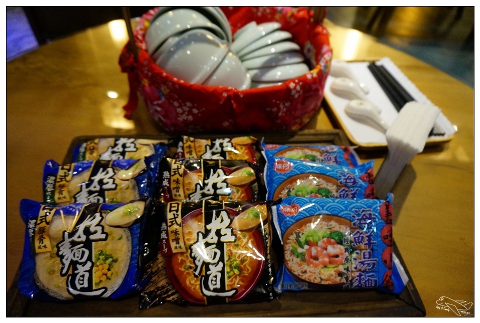 [頭城住宿推薦]蜻蜓石民宿。台灣的烏布仙境民宿。自然、昆蟲、戶外泳池、一泊三食。開放用餐無菜單料理~昆蟲教育活動~