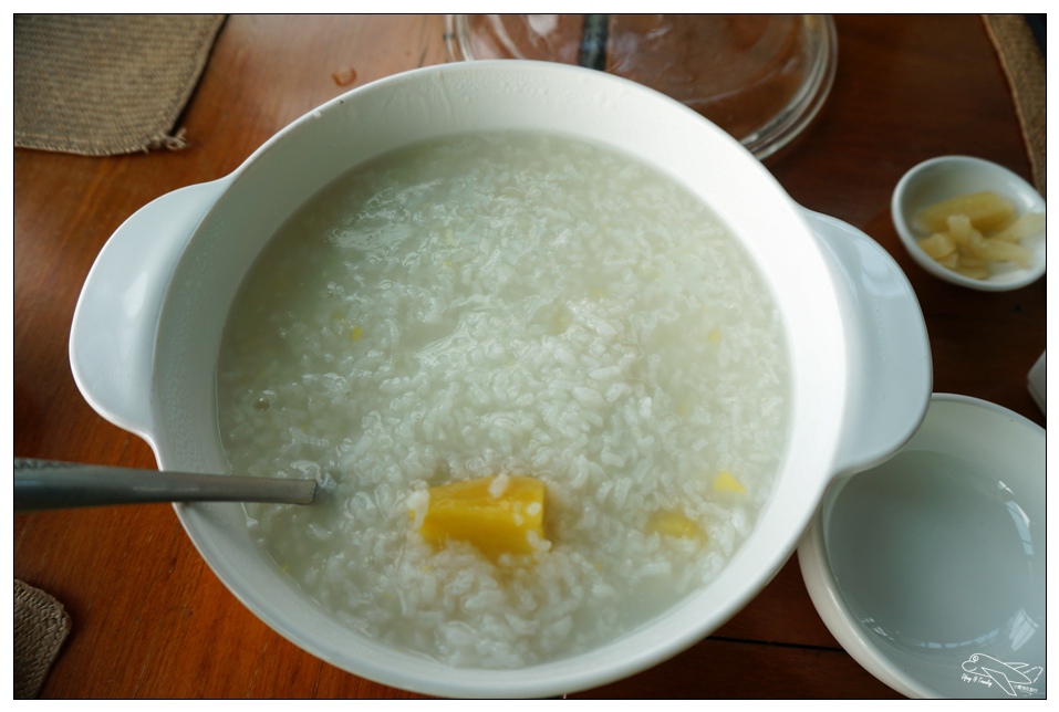 [頭城住宿推薦]蜻蜓石民宿。台灣的烏布仙境民宿。自然、昆蟲、戶外泳池、一泊三食。開放用餐無菜單料理~昆蟲教育活動~