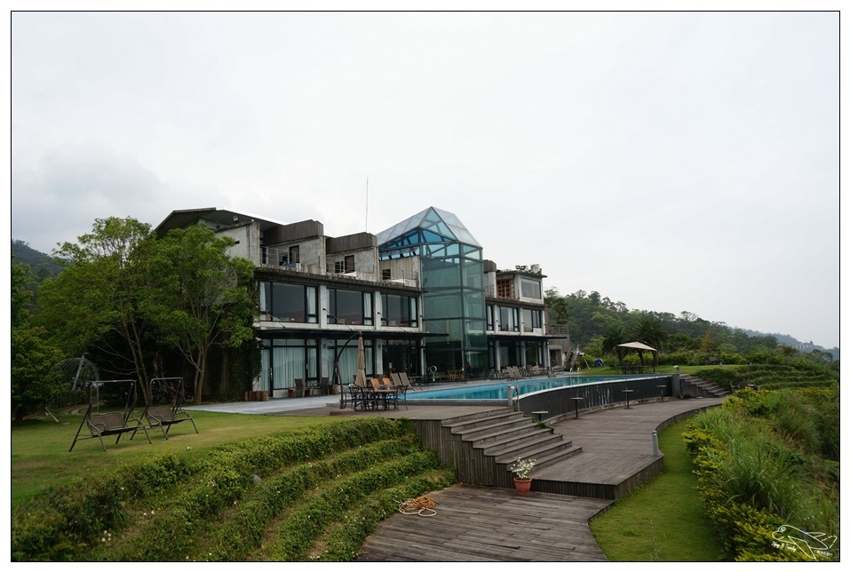 [頭城住宿推薦]蜻蜓石民宿。台灣的烏布仙境民宿。自然、昆蟲、戶外泳池、一泊三食。開放用餐無菜單料理~昆蟲教育活動~