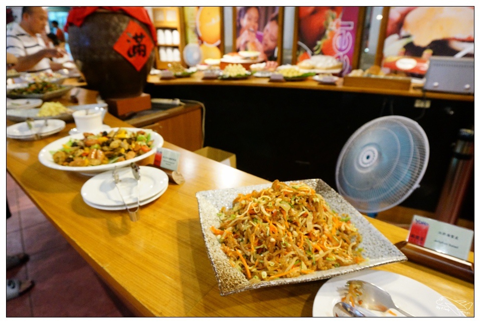 [墾丁親子飯店]2016悠活主題夏令營YOHO BEACH RESORT。台灣clubmed，精緻夏令營參與記錄～阿信巧克力農場、台菜料理王餐廳、萬里桐海邊觀星