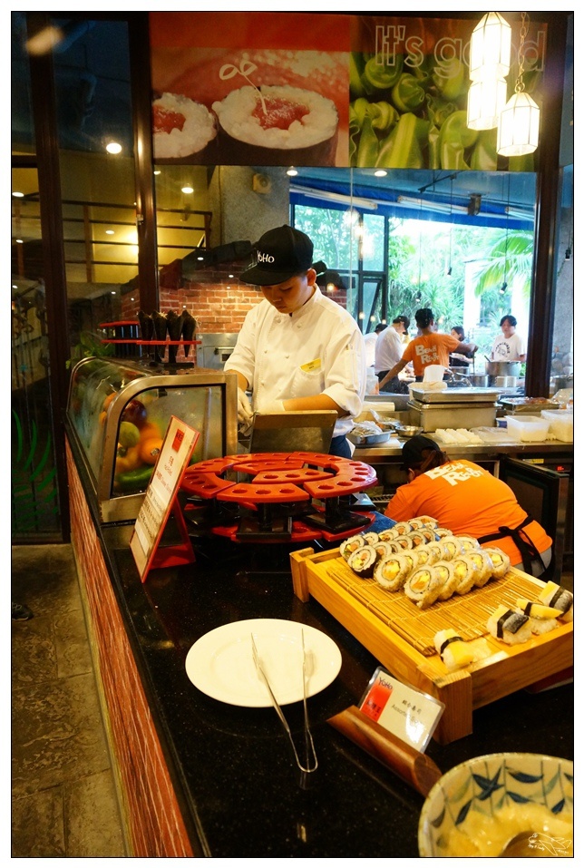 [墾丁親子飯店]2016悠活主題夏令營YOHO BEACH RESORT。台灣clubmed，精緻夏令營參與記錄～阿信巧克力農場、台菜料理王餐廳、萬里桐海邊觀星