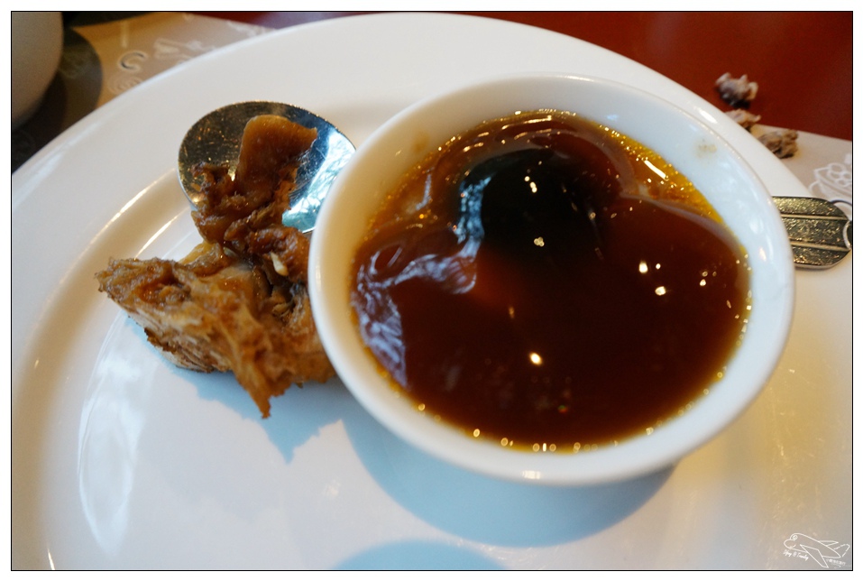 [墾丁親子飯店]2016悠活主題夏令營YOHO BEACH RESORT。台灣clubmed，精緻夏令營參與記錄～阿信巧克力農場、台菜料理王餐廳、萬里桐海邊觀星