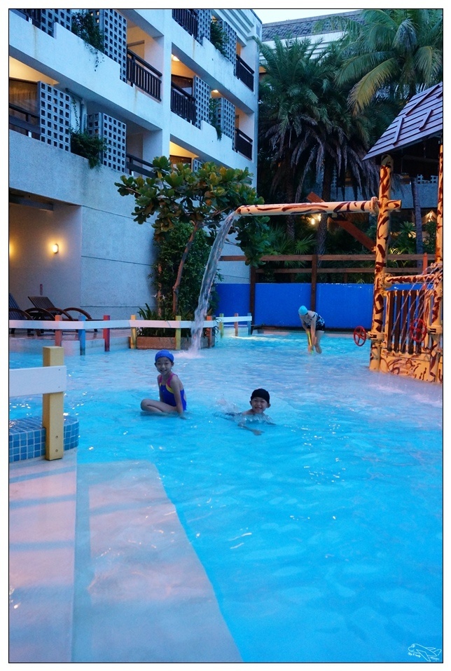 [墾丁親子飯店]2016悠活主題夏令營YOHO BEACH RESORT。台灣clubmed，精緻夏令營參與記錄～阿信巧克力農場、台菜料理王餐廳、萬里桐海邊觀星