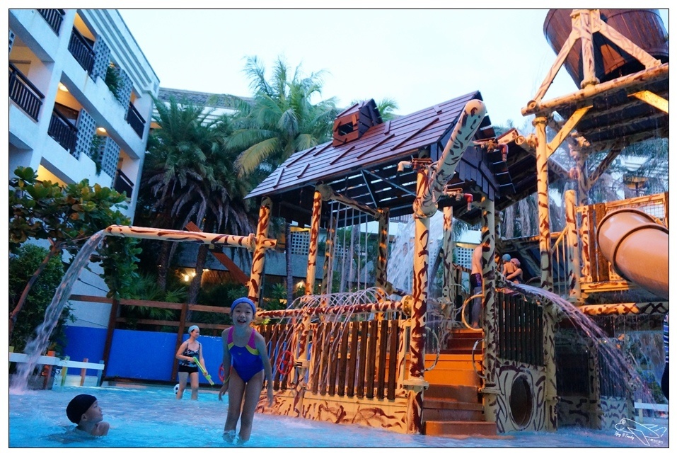 [墾丁親子飯店]2016悠活主題夏令營YOHO BEACH RESORT。台灣clubmed，精緻夏令營參與記錄～阿信巧克力農場、台菜料理王餐廳、萬里桐海邊觀星