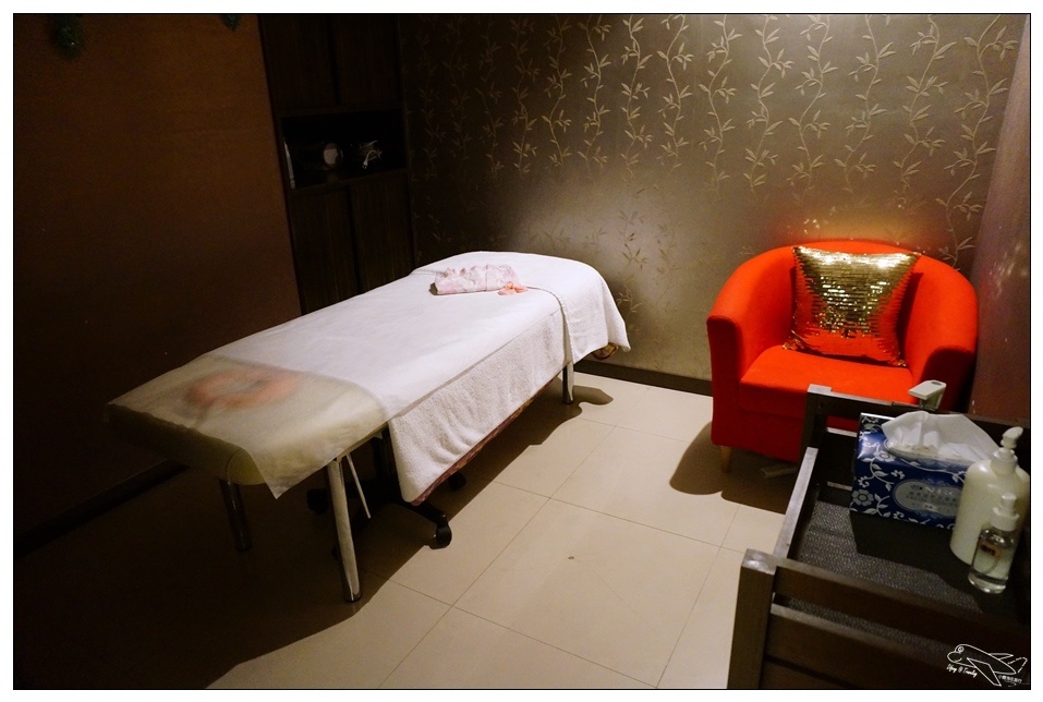 [東區頂級按摩spa推薦]忠孝復興spa。蒂絲卡蘿國際美容spa。讓循環變好的深層按摩～東區sogo旁～位置好、服務佳、老客戶推薦～