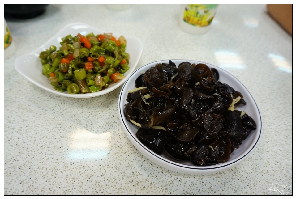 [新店美食]口品小館。新店好吃刀削麵專家。值得品嘗的中央新村美食～