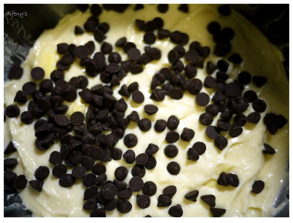 [麵包機裡的世界]電子鍋傻瓜蛋糕~