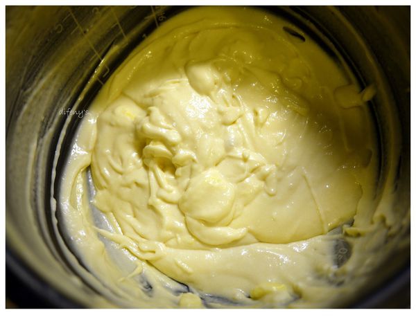 [麵包機裡的世界]電子鍋傻瓜蛋糕~