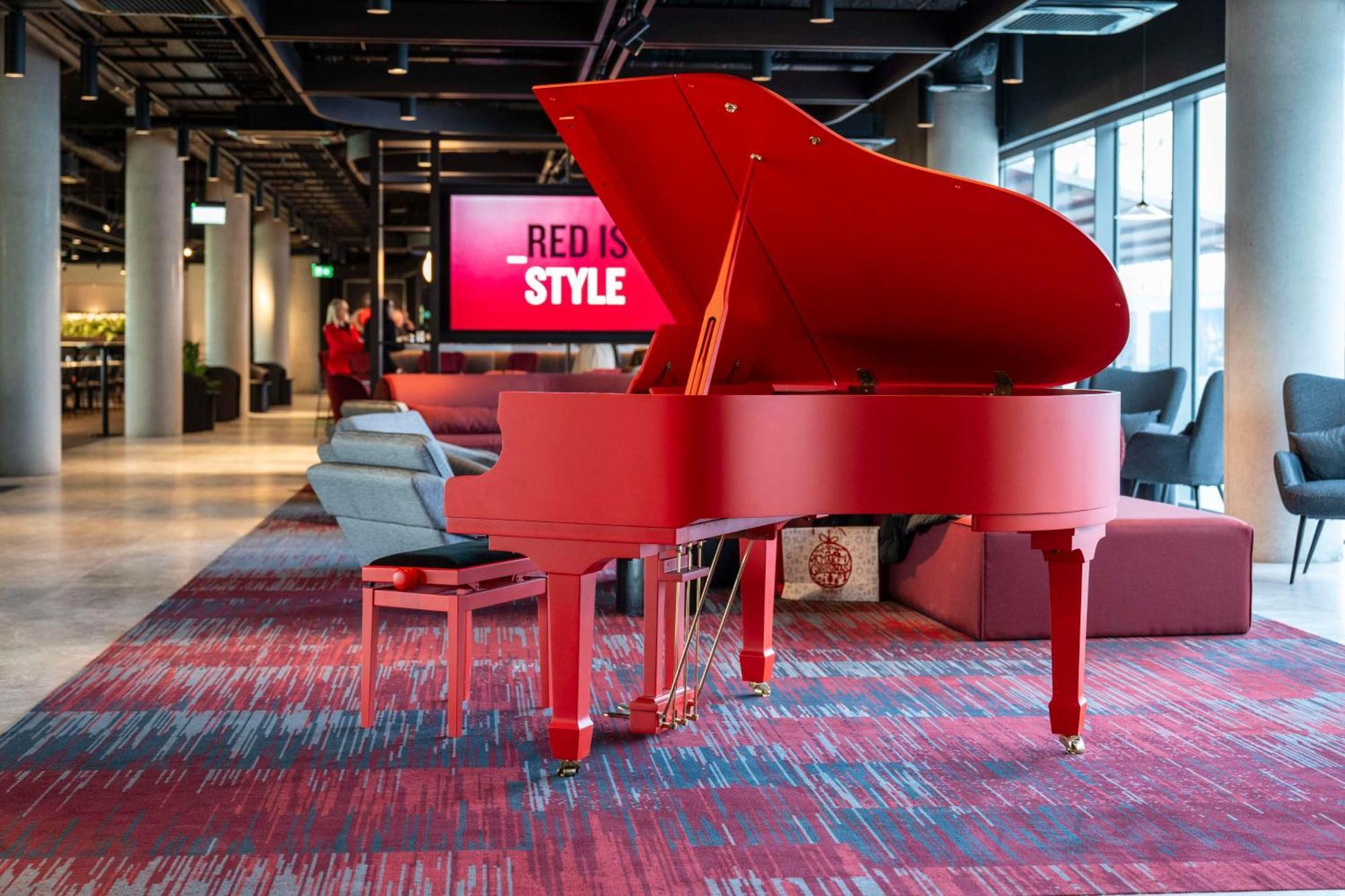 延伸閱讀：【愛爾蘭住宿推薦】Radisson RED Galway｜城市與靈魂共振的旅館，美得讓人想久住