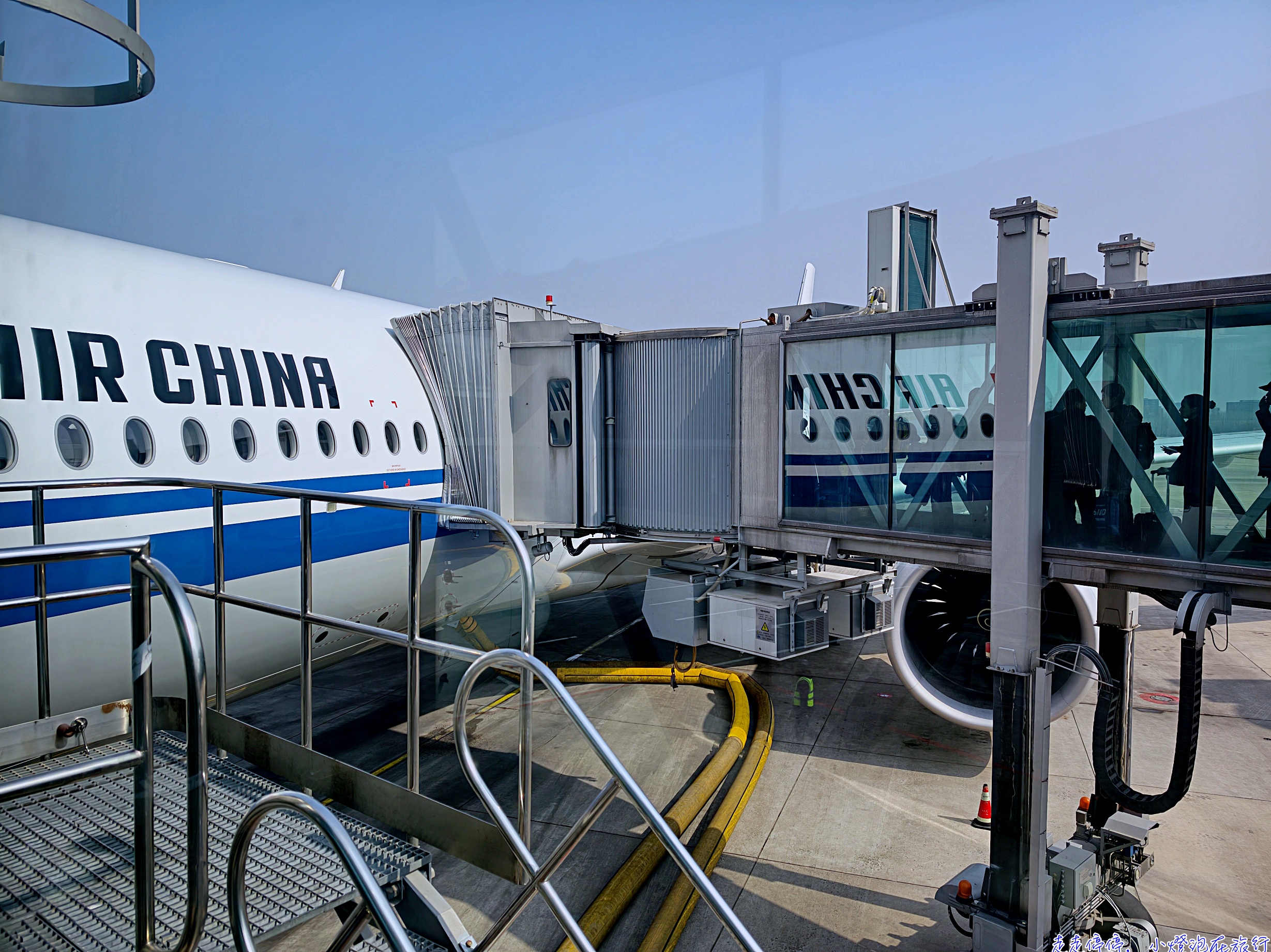 中國國際航空商務艙（公務艙）｜北京中轉羽田到哥本哈根來回商務艙完整分享CA184、CA877、CA878、CA421｜時間超漂亮、不用過夜、CP值高！台灣人必看台胞證+素食餐+機型評價