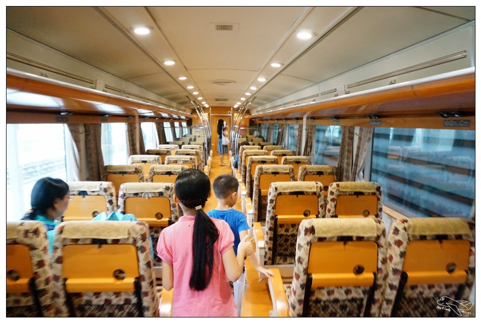 九州觀光特色列車 鐵道迷家族搜集觀光列車行動 來九州怎麼可以放過jr特色火車 走走停停 小燈泡在旅行